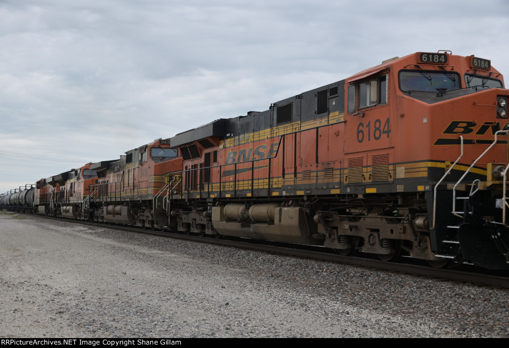 BNSF 6184 Roster shot